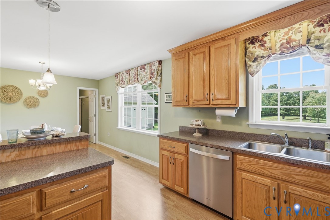 2151 Turkey Island Road Crewe, VA 23930 - Photo 13 of 56