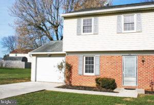 114 Miller Road Akron, PA 17501 - Photo 2 of 27