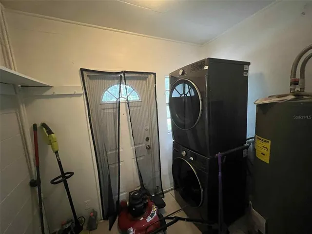 $2,300 | 4926 Stewart Avenue, Orlando, FL 32808