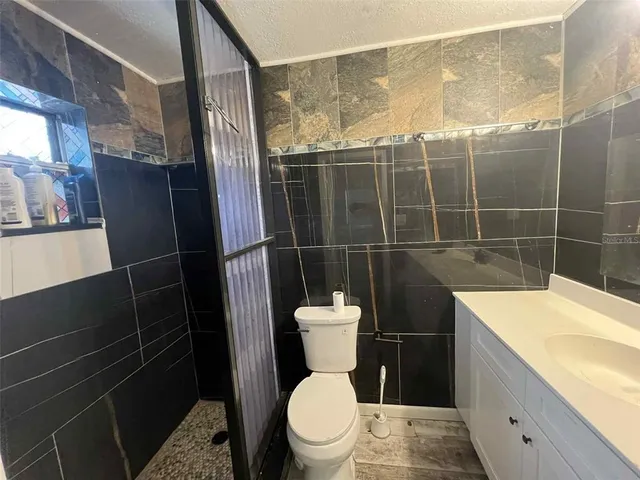 $2,300 | 4926 Stewart Avenue, Orlando, FL 32808