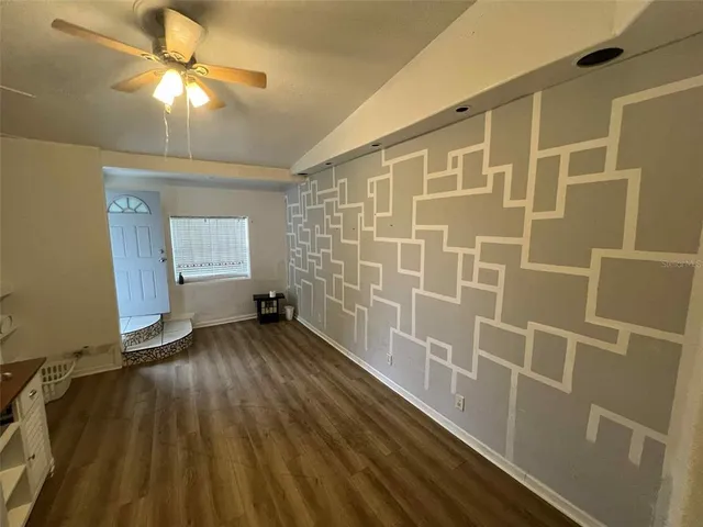 $2,300 | 4926 Stewart Avenue, Orlando, FL 32808