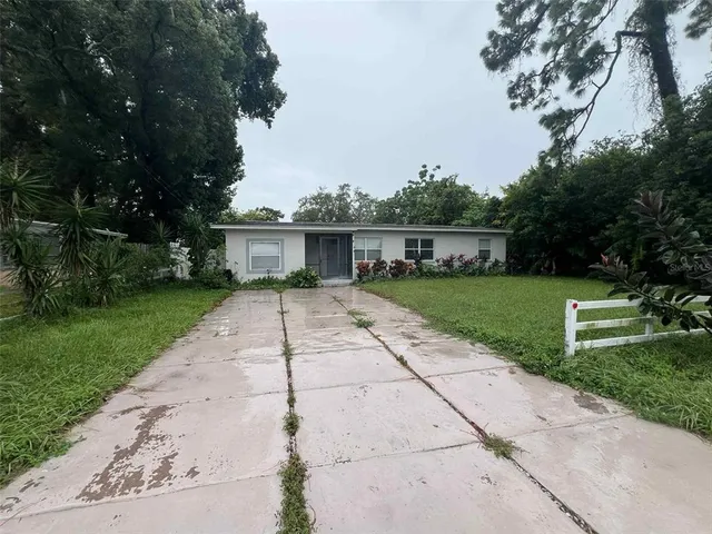 $2,300 | 4926 Stewart Avenue, Orlando, FL 32808
