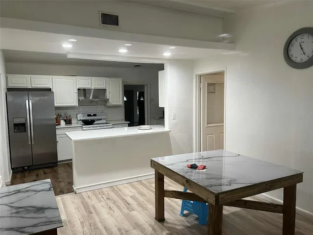 $2,300 | 4926 Stewart Avenue, Orlando, FL 32808