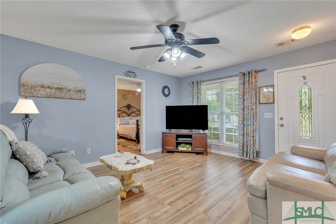 106 South Laurel Street Springfield, GA 31329 - Photo 5 of 37