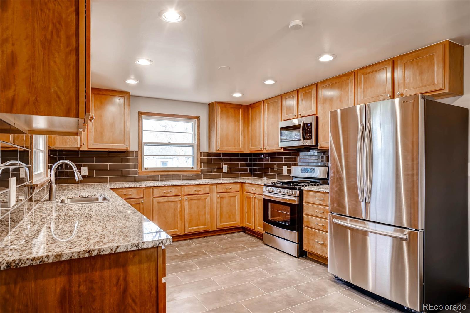 4271 Garland Street Wheat Ridge, CO 80033 - Photo 5 of 16 Gallery Image 5