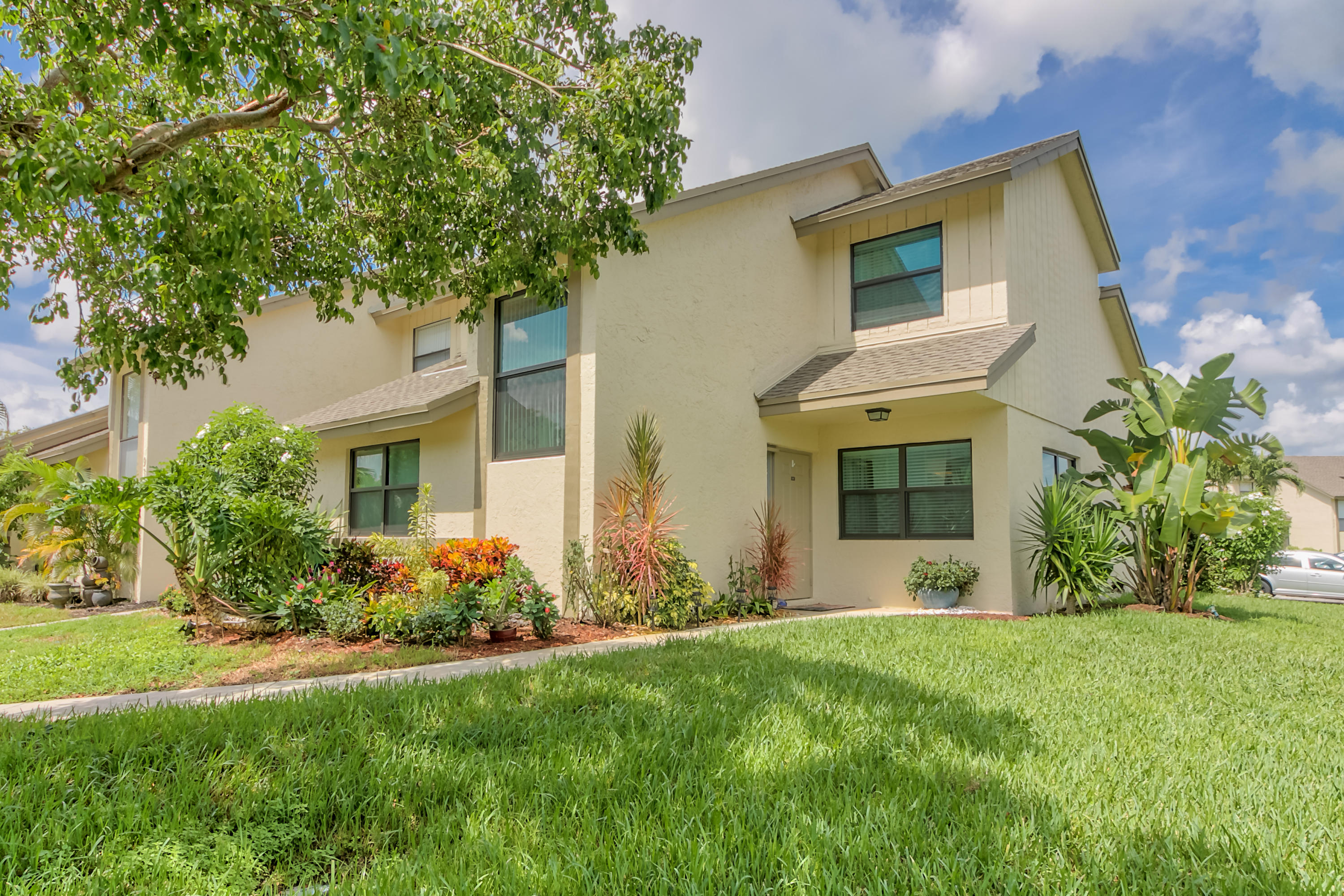 9311 Ketay Circle, Unit 4 Boca Raton, FL 33428 - Photo 2 of 24 9311 Ketay Circle