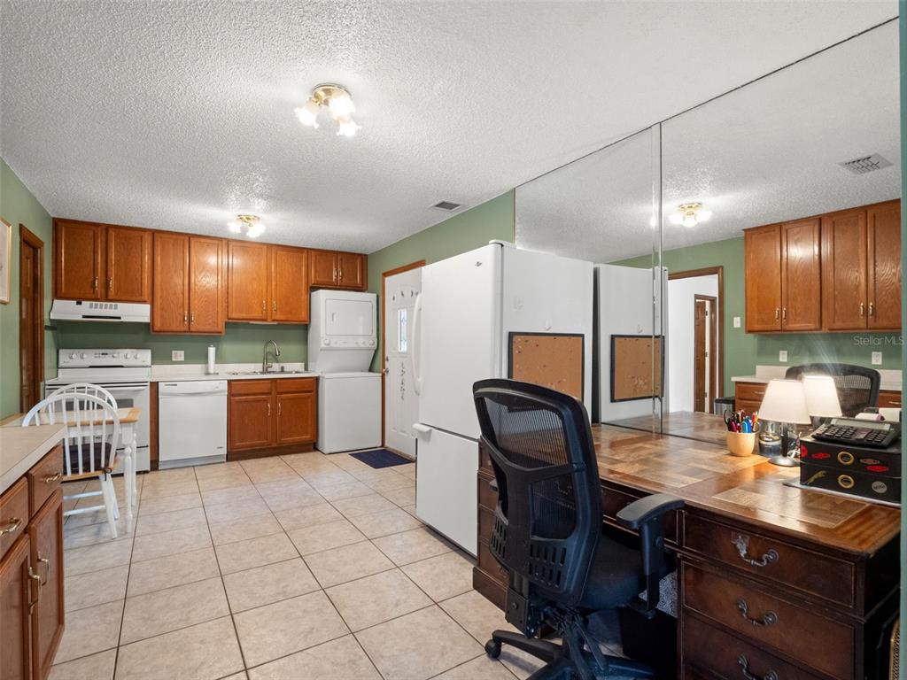 1161 West Lake Brantley Road Altamonte Springs, FL 32714 - Photo 36 of 55