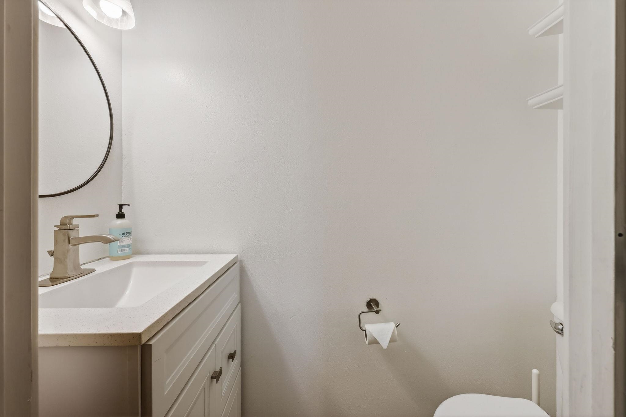 507 East, Unit 507 Madison, WI 53704 - Photo 7 of 62