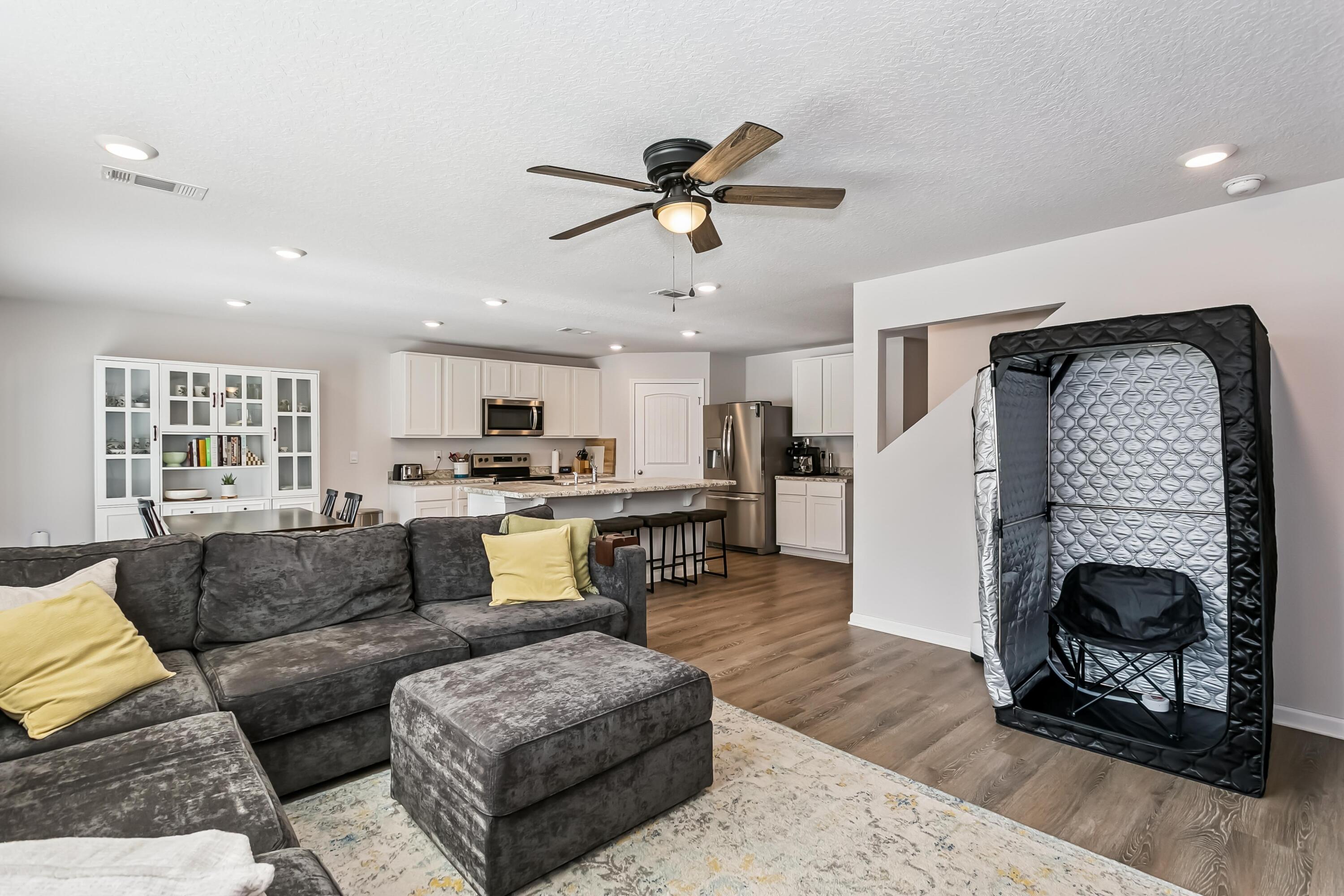 3516 Malus Court Crestview, FL 32539 - Photo 13 of 40 3516_Malus_Court-7