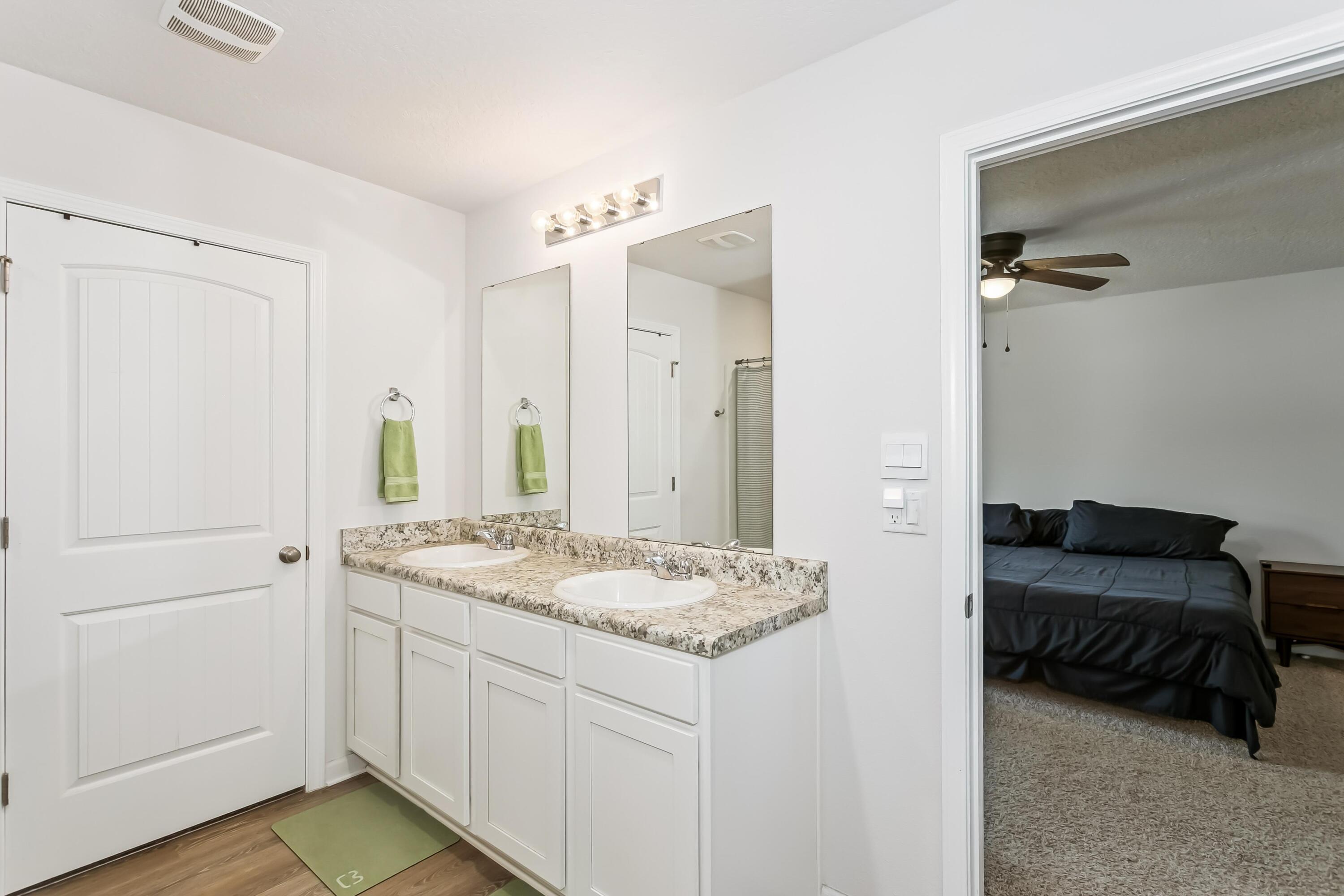 3516 Malus Court Crestview, FL 32539 - Photo 25 of 40 3516_Malus_Court-26
