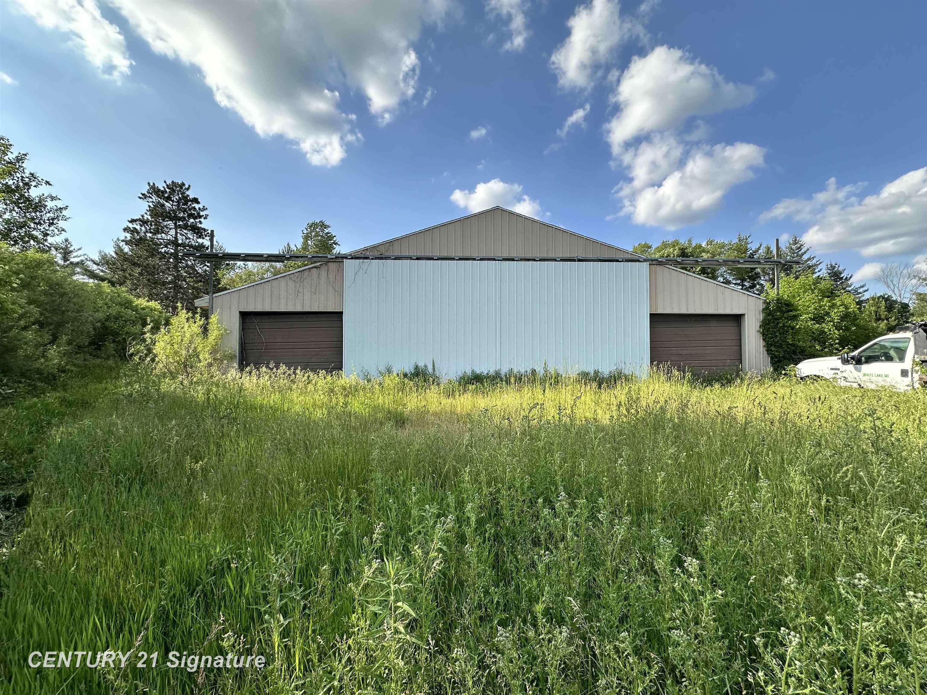 60 Estey Road Beaverton, MI 48612 - Photo 4 of 15