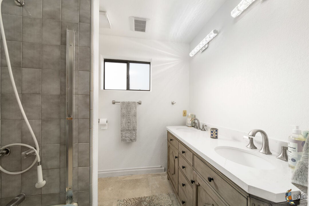 1614 Paros Road El Centro, CA 92243 - Photo 21 of 43 Gallery Image 21
