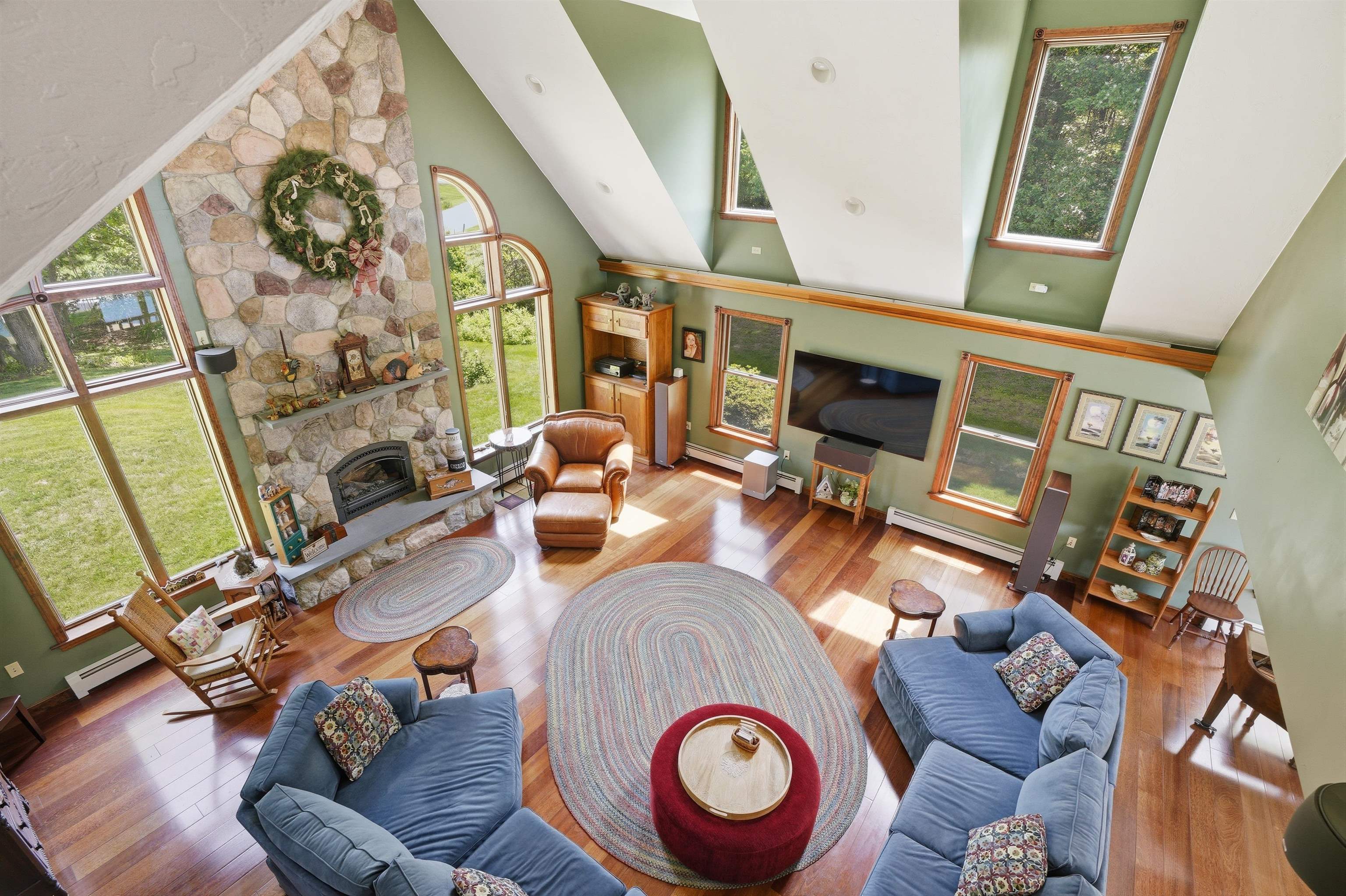 22 Clark Circle Pelham, NH 03076 - Photo 49 of 60