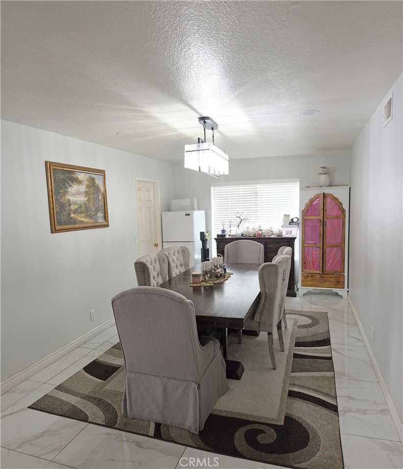 911 Homestead Road Corona, CA 92878 - Photo 6 of 24
