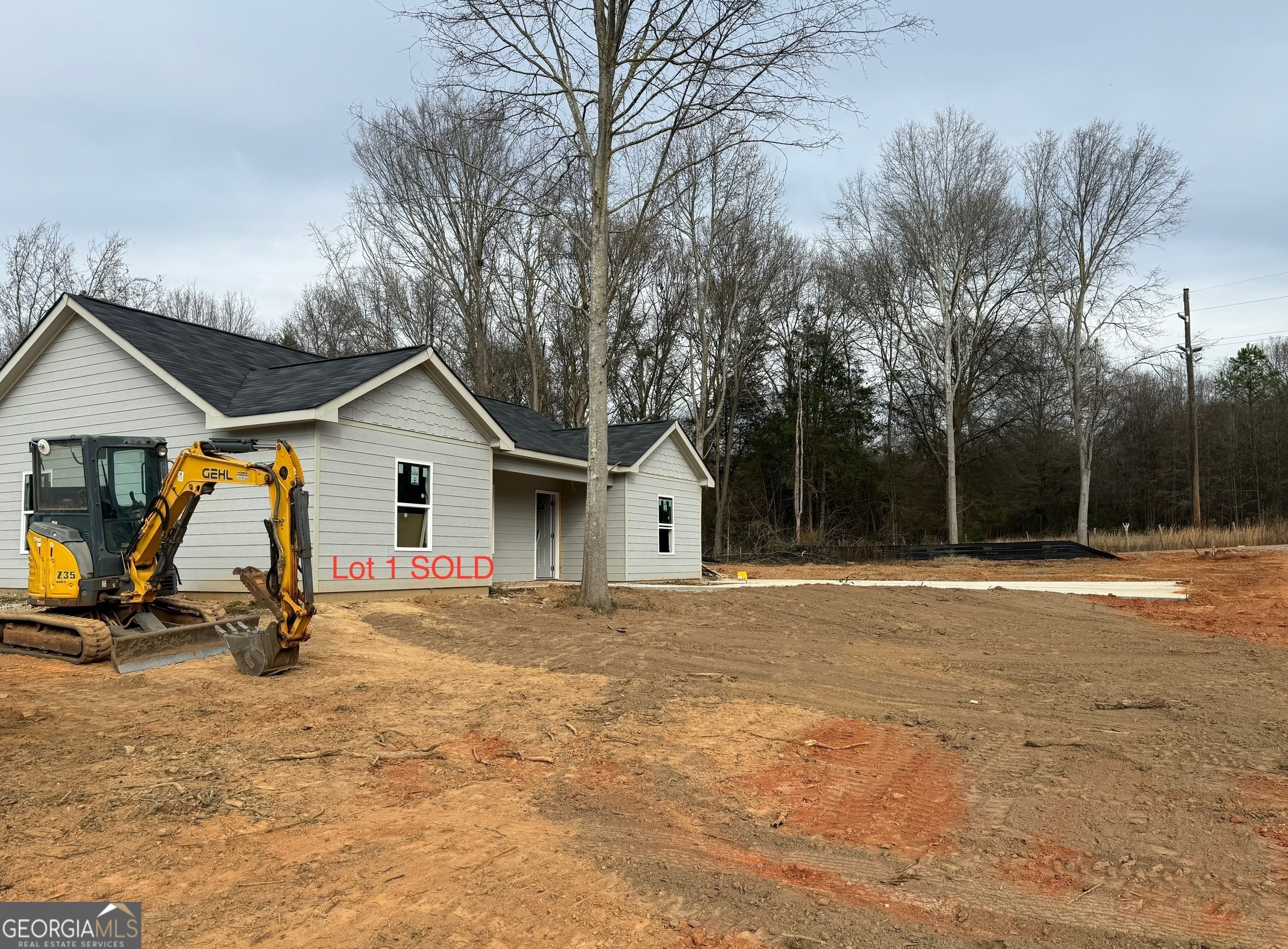 54 Lyla Lane Canon, GA 30520 - Photo 1 of 18 a view of a house with a yard