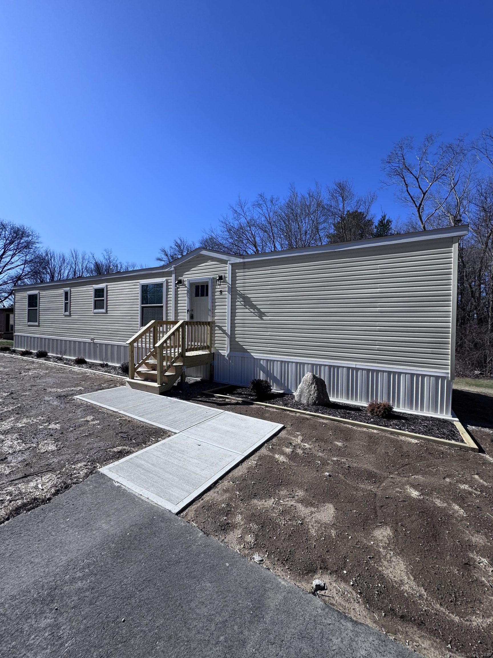 291 Bingham Road, Unit 8 Canterbury, CT 06331 - Photo 1 of 1 Gallery Image 1