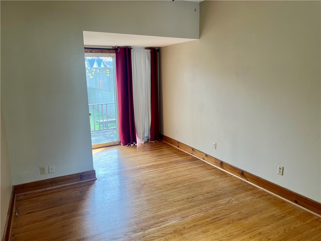 237 Richard Street Rochester, NY 14607 - Photo 14 of 24