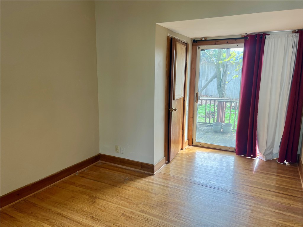 237 Richard Street Rochester, NY 14607 - Photo 15 of 24