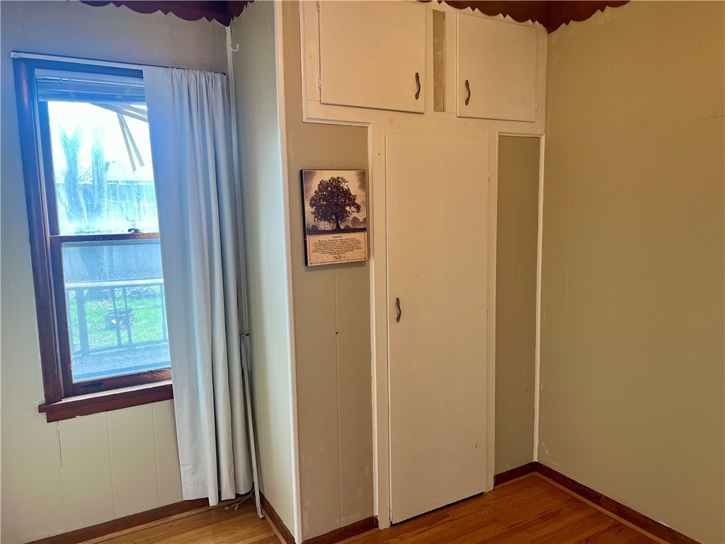 237 Richard Street Rochester, NY 14607 - Photo 18 of 24