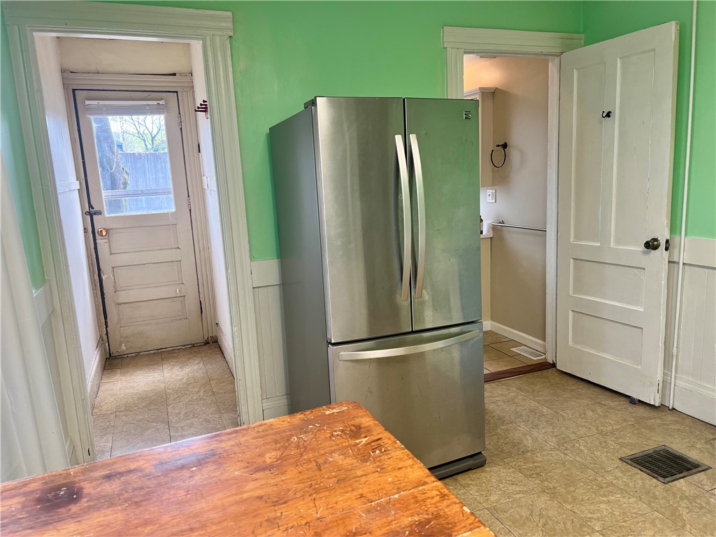 237 Richard Street Rochester, NY 14607 - Photo 23 of 24