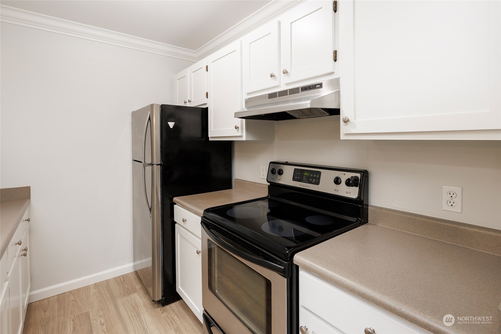 31500 33rd Place Southwest, Unit R101 Federal Way, WA 98023 - Photo 8 of 34