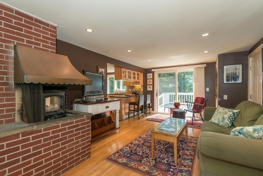 245 Highland Road Andover, MA 01810 - Photo 14 of 25 Gallery Image 14