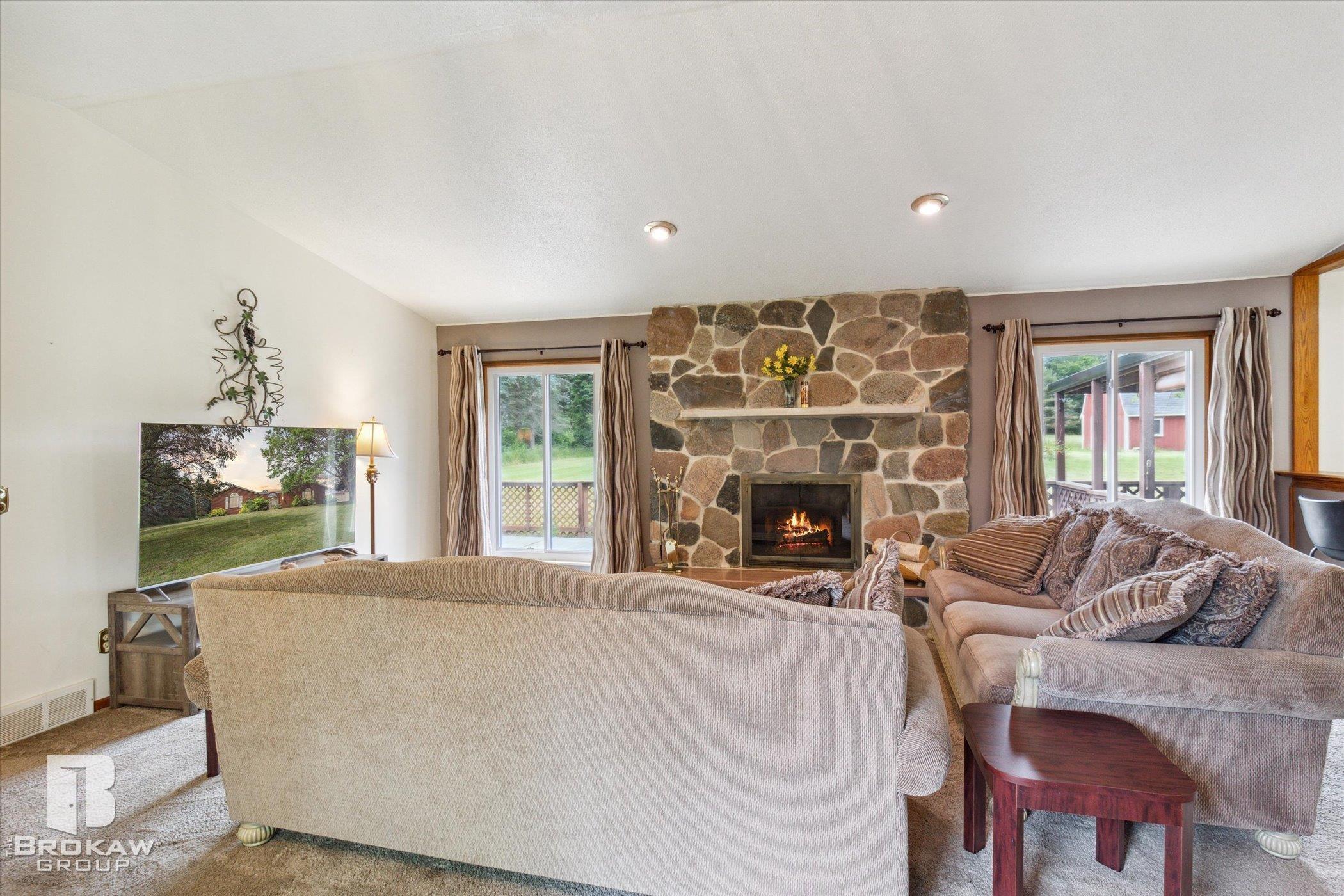 5950 Cobb Road Lapeer, MI 48446 - Photo 20 of 86