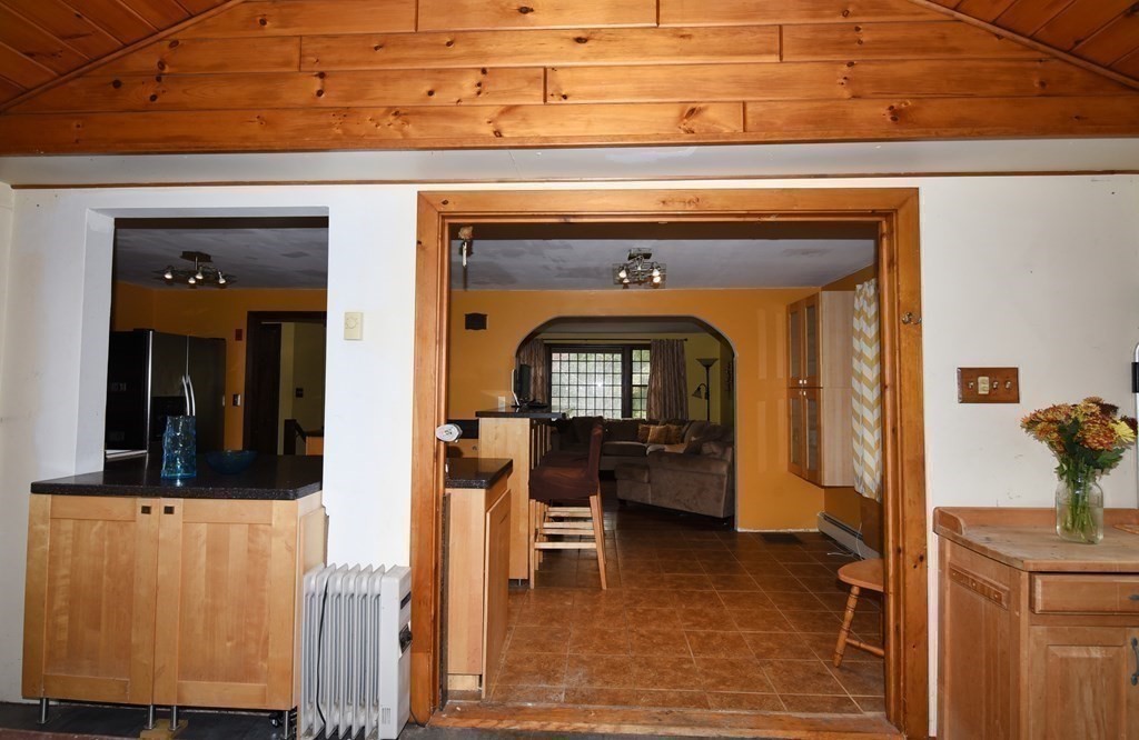 279 Gannett Road Scituate, MA 02066 - Photo 15 of 40 Gallery Image 15