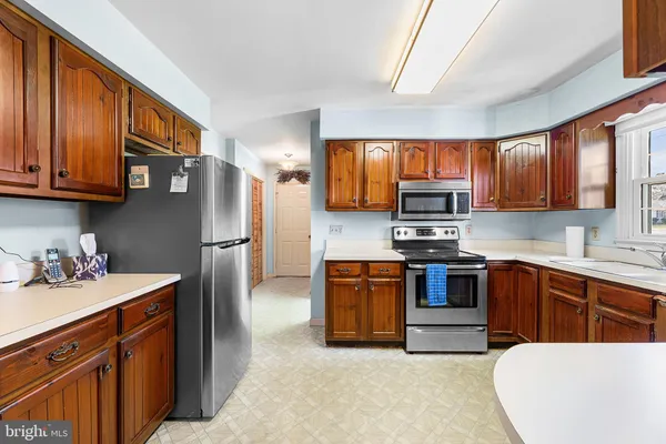 $359,985 | 22 Captain Davis Drive, Camden Wyoming, DE 19934