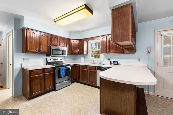 $359,985 | 22 Captain Davis Drive, Camden Wyoming, DE 19934