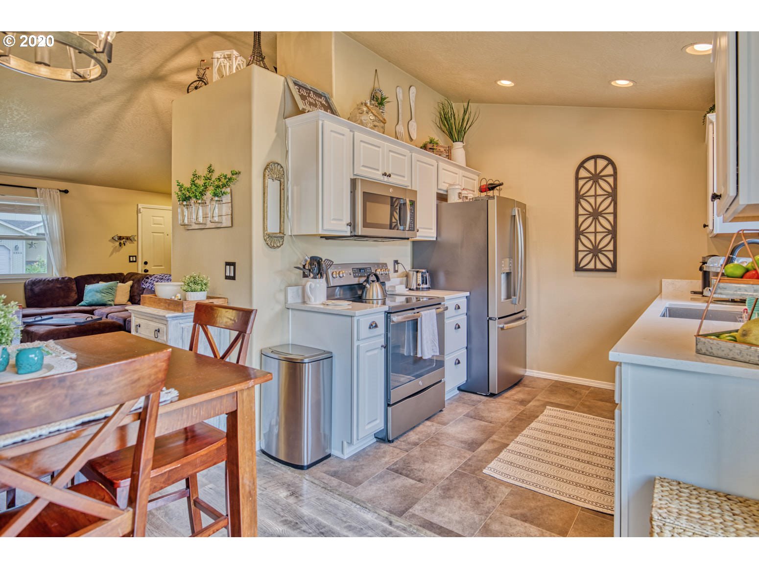 5904 Obsidian Avenue Springfield, OR 97478 - Photo 11 of 30 Gallery Image 11
