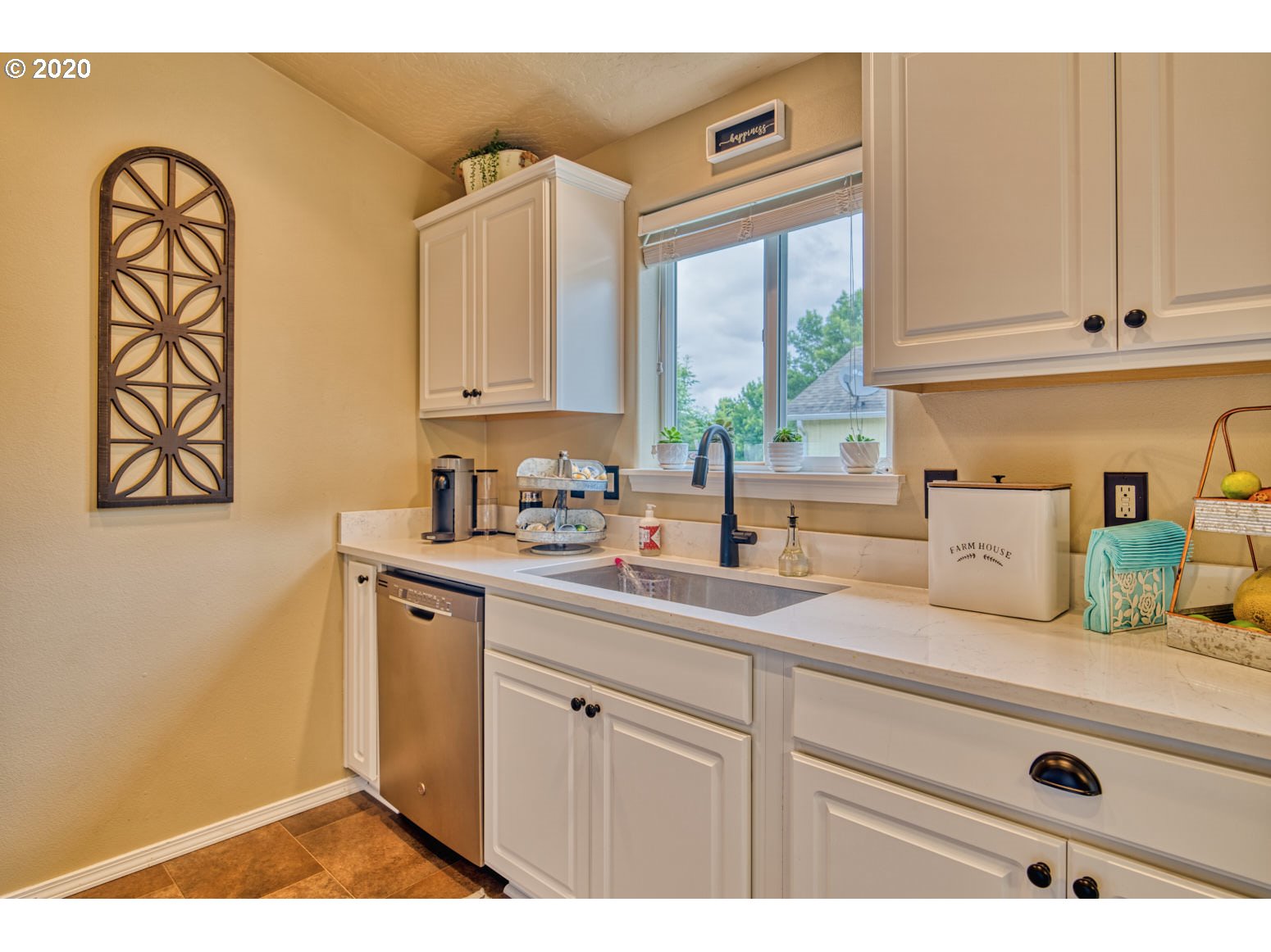 5904 Obsidian Avenue Springfield, OR 97478 - Photo 14 of 30 Gallery Image 14