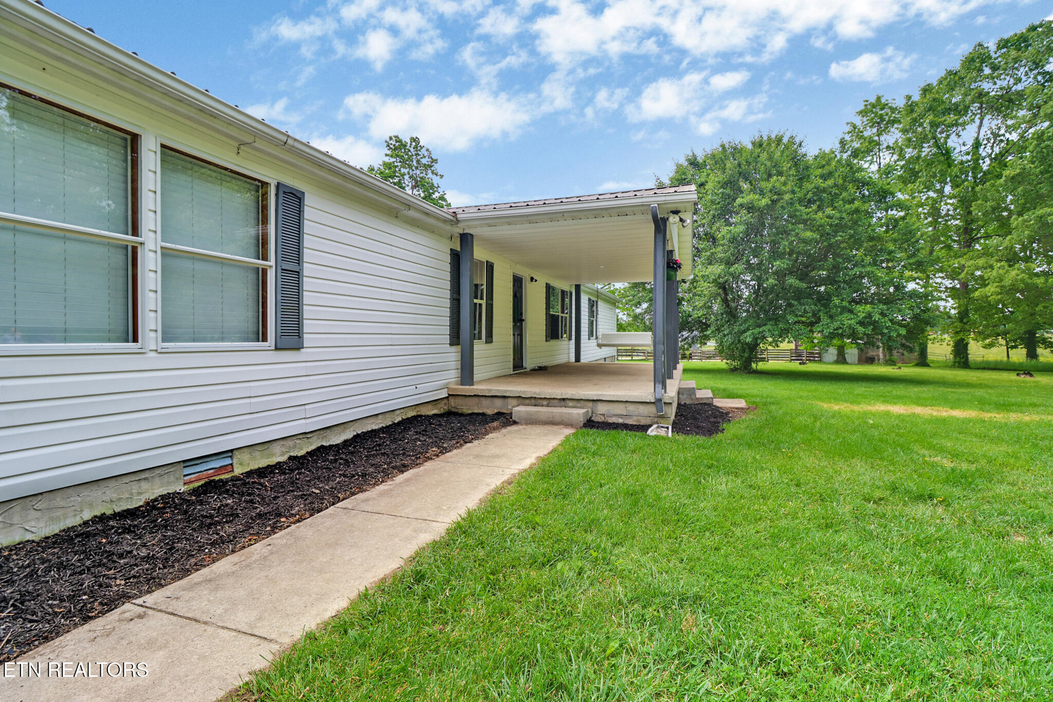 60 Greenview Lane Crossville, TN 38571 - Photo 12 of 37 if1a8156-if1a8160