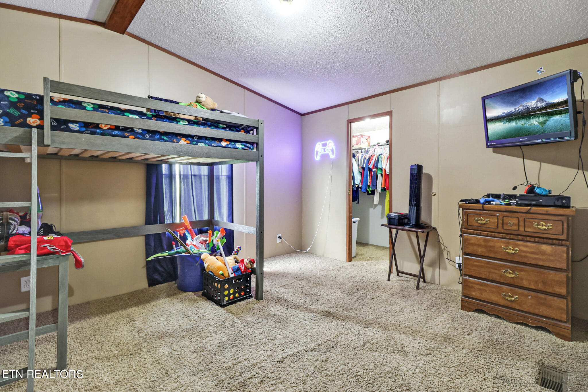 60 Greenview Lane Crossville, TN 38571 - Photo 34 of 37 if1a8216-if1a8220_optional