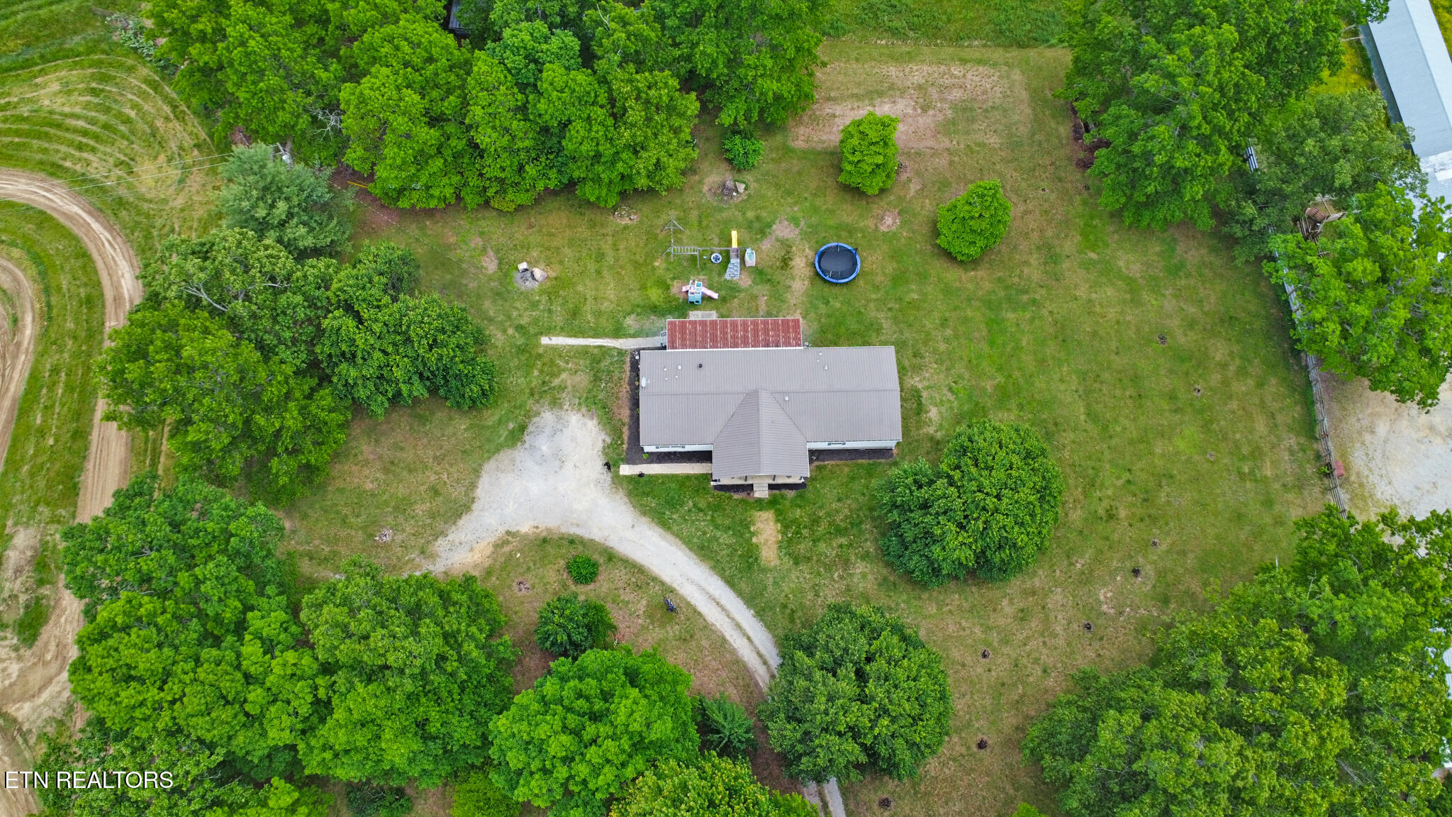 60 Greenview Lane Crossville, TN 38571 - Photo 9 of 37 dji_0413-dji_0415