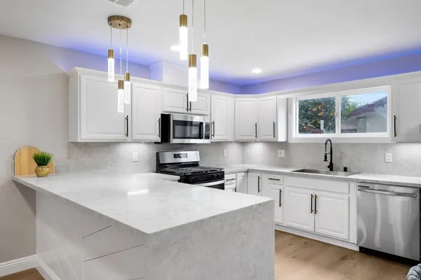 $1,079,000 | 13824 Powers Road, Poway, CA 92064