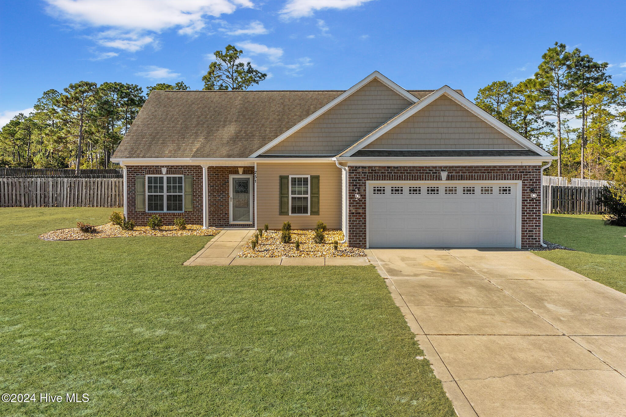 251 Inverness Drive Hubert, NC 28539 - Photo 1 of 39 251 Inverness Drive