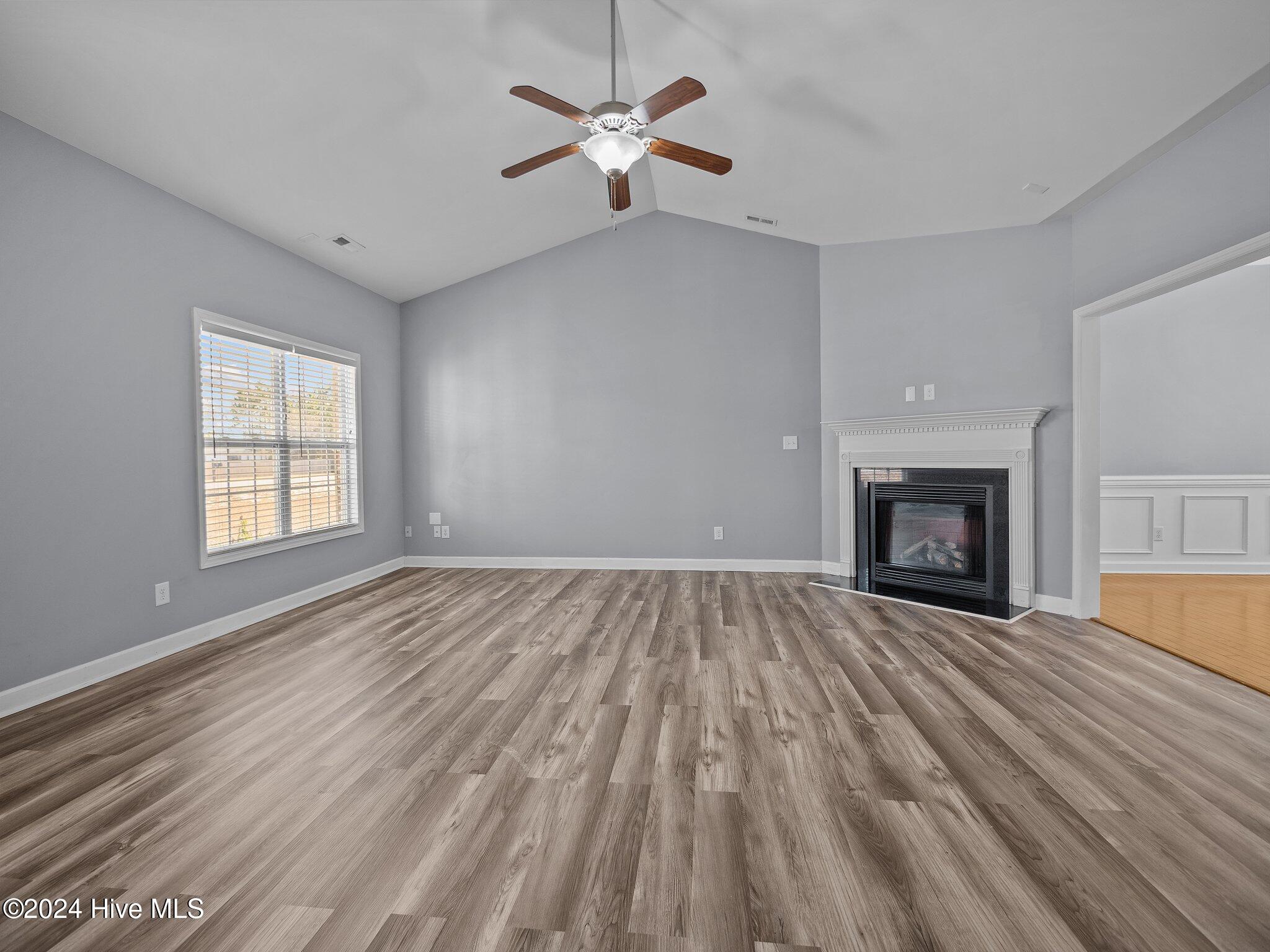 251 Inverness Drive Hubert, NC 28539 - Photo 4 of 39 251 Inverness Drive