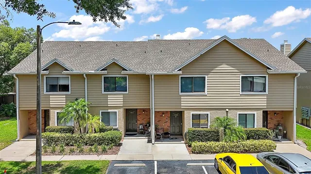 $329,000 | 184 Sandlewood Trail, Unit 2, Winter Park, FL 32789
