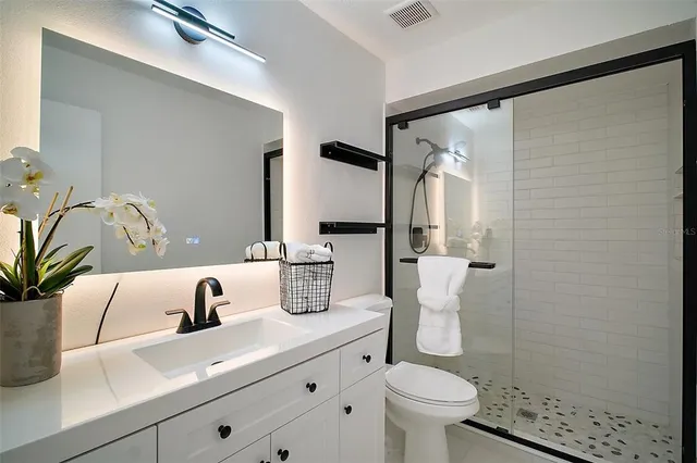 $329,000 | 184 Sandlewood Trail, Unit 2, Winter Park, FL 32789