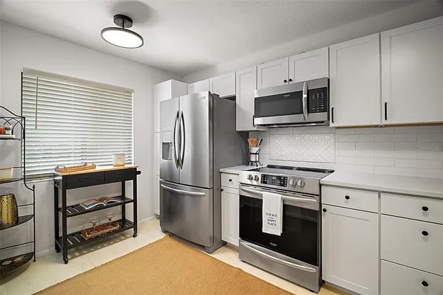 $329,000 | 184 Sandlewood Trail, Unit 2, Winter Park, FL 32789