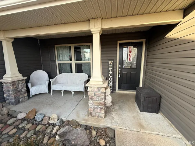 $404,900 | 3426 North Charlais Circle, Delphi, IN 46923