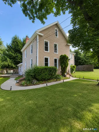 $2,550 | 561 Hopewell Road, Glastonbury, CT 06073