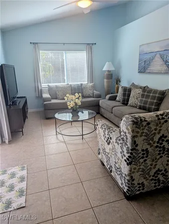 $5,500 | 2535 Southwest 28th Place, Cape Coral, FL 33914
