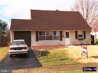 5 Quakeroak Road Levittown, PA 19057 - Photo 1 of 1 Gallery Image 1