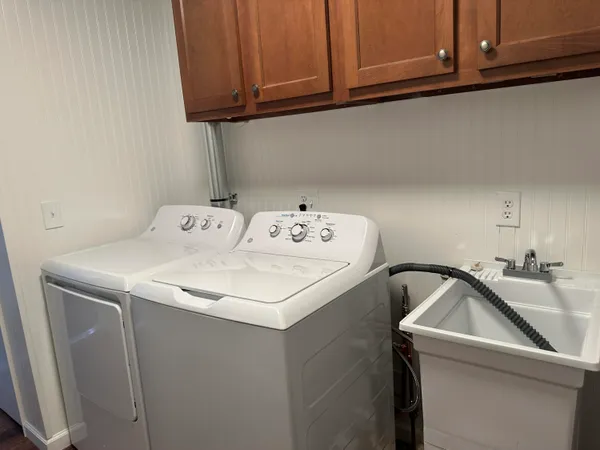 $1,750 | 137 North Center Street, Unit 1, Northville, MI 48167