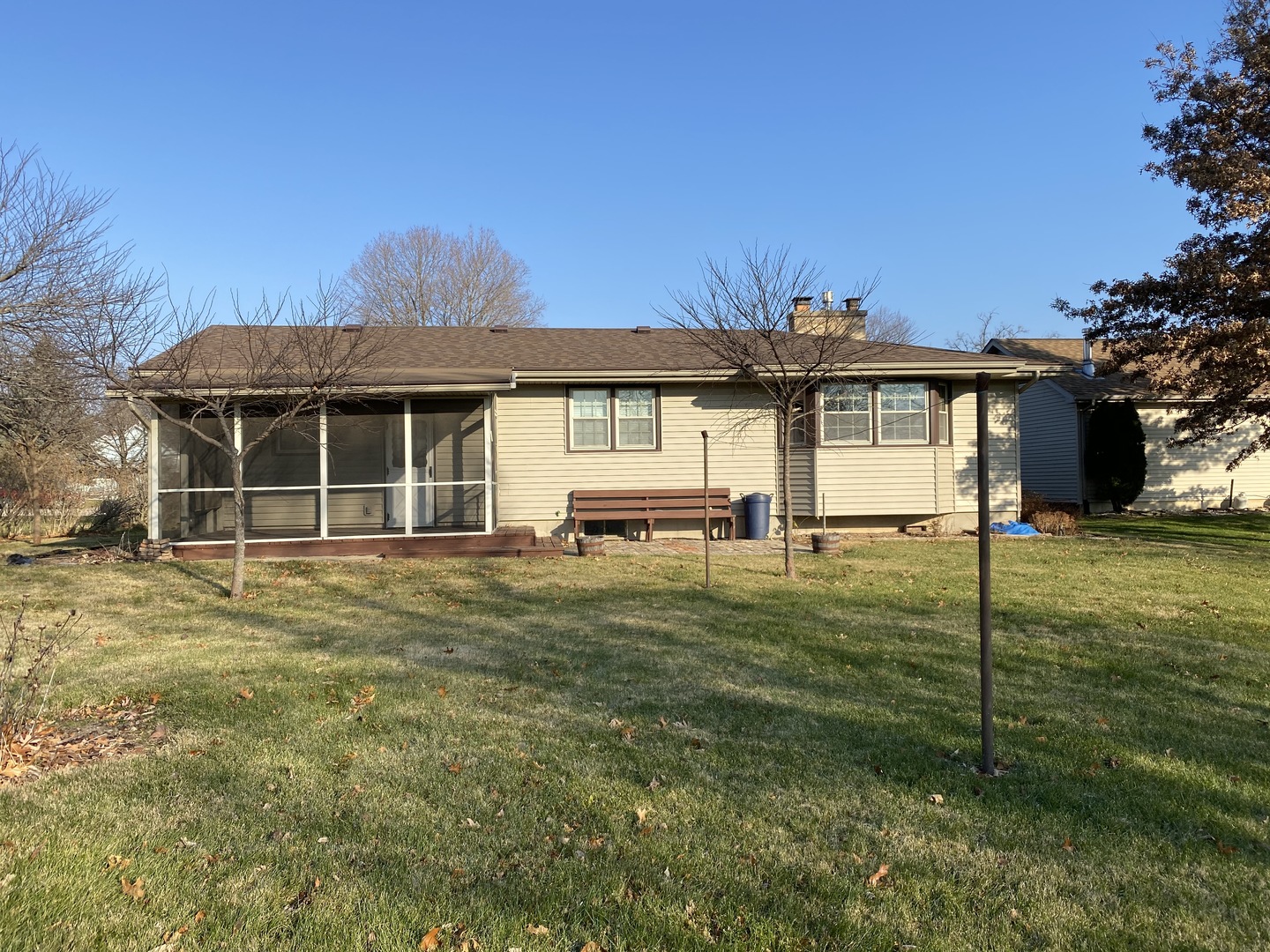 227 East Caroline Street Spring Valley, IL 61362 - Photo 2 of 16 a front view of a house with a garden