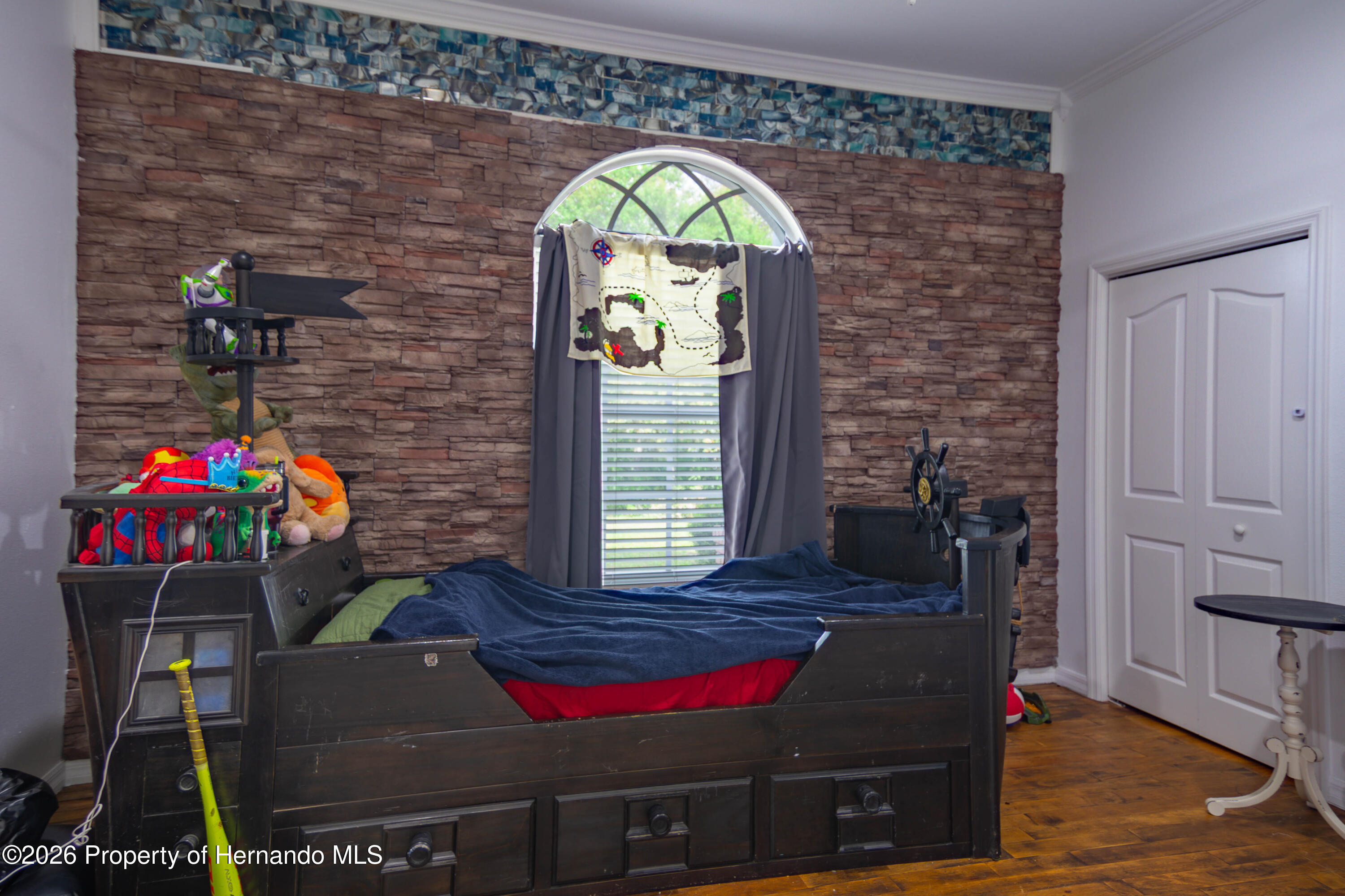 6151 New Osprey Point Weeki Wachee, FL 34607 - Photo 22 of 60 GUEST BEDROOM