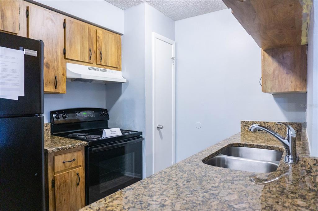 616 Golden Raintree Place, Unit 616 Brandon, FL 33510 - Photo 12 of 54