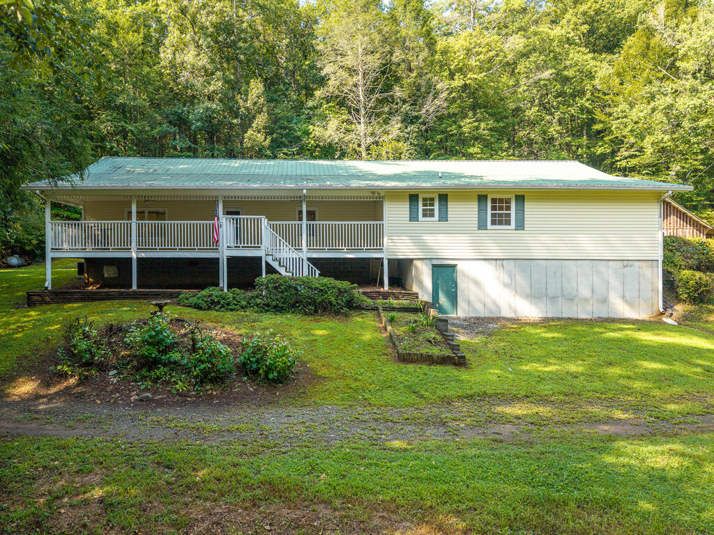 61 Wilderness Road Ellijay, GA 30540 - Photo 1 of 67 Main View